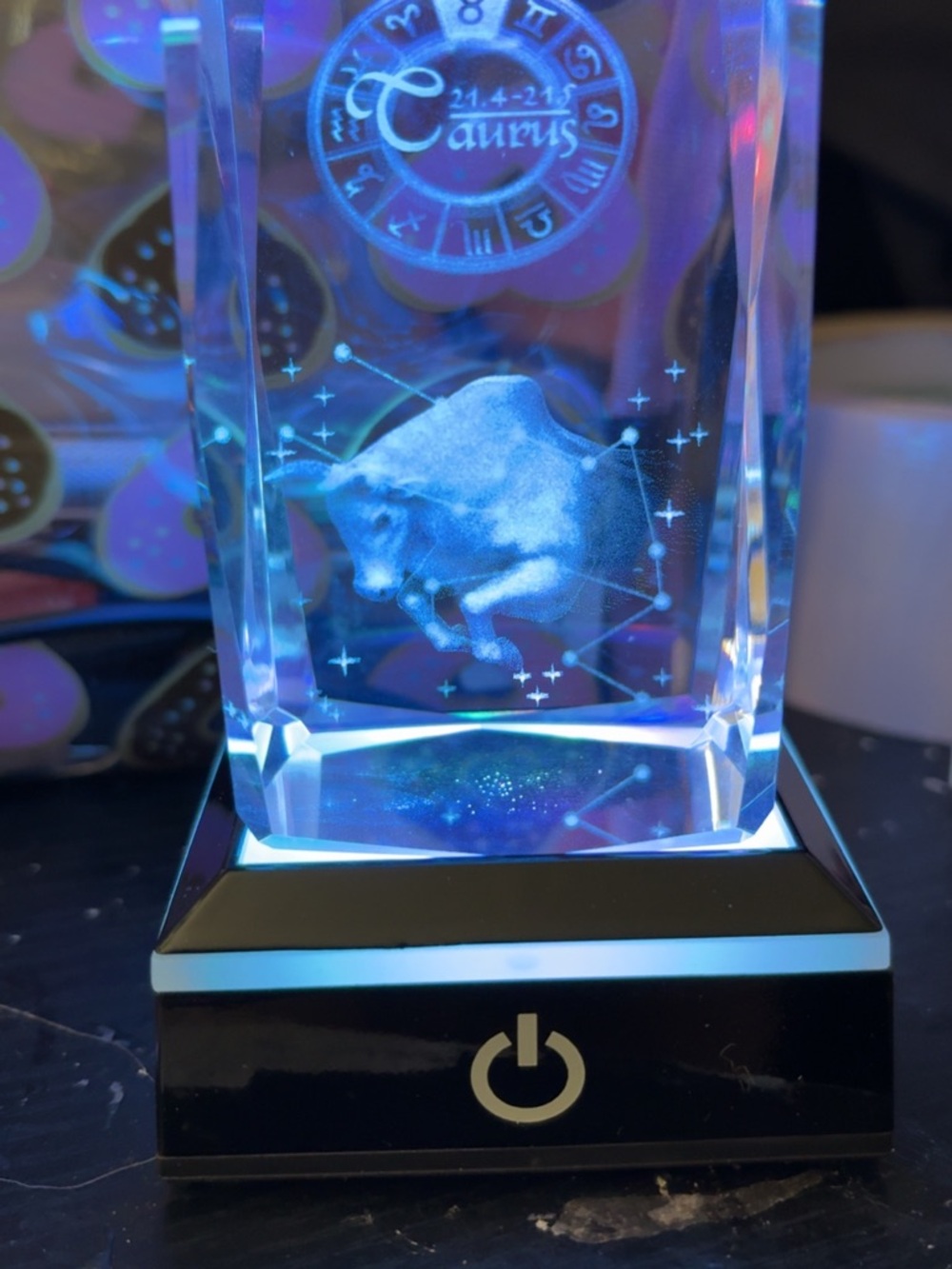 3d Taurus crystal